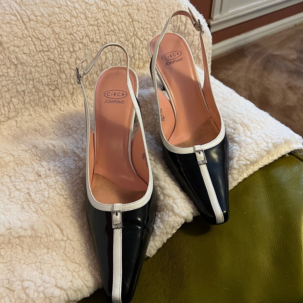 Patent Blk/White sling back heels